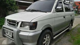 Mitsubishi Adventure Gls 2.5 White MT 