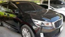 Kia grand carnival