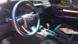 Toyota Hilux G 2016 almost new