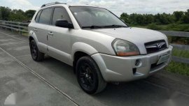 Hyundai Tucson 2008 AT Silver For Sale