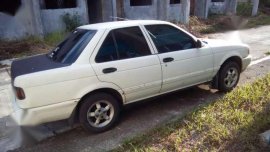Nissan Sentra Lec 1992 White MT For Sale