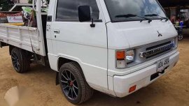 2015 mitsubishi L300 fb flatbed dropside pickup w aircon nkr nhr h100