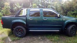 Isuzu D-max 3.0 2010 Green AT For Sale