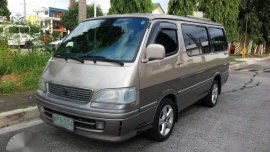 Toyota Hiace Grandia 1999 Beige MT 