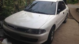 Mitsubishi Lancer Itlog 1998 MT White 