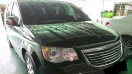 2013 Chrysler Town and Country Black AT 