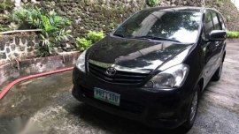 2009 Toyota Innova G AT Black For Sale