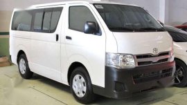 Rush Sale: 2015 Toyota Hiace Commuter Van
