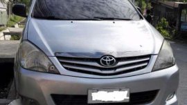Toyota Innova E series 2009