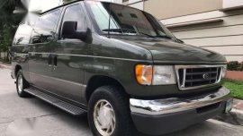 2003 Ford E150 25k mileage casa maintained