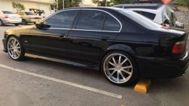 2000 BMW e39 528i