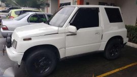 Suzuki Vitara Escudo 4x4 MT White 