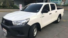 Toyota Hilux 4x2 2016 MT White For Sale