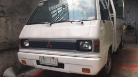 2003 mitsubishi hi side