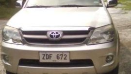 Toyota fortuner g 2006