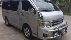 Toyota HiAce Gl Grandia 2010 Silver MT 