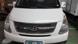 Hyundai Grand Starex Gold Van