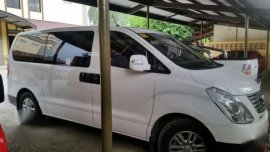 Hyundai Grand Starex 2015 MT White For Sale