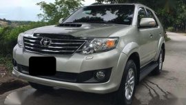 2013 TOYOTA FORTUNER G 1st owned cebu w sales invoice delivery rcpt