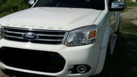 Ford Everest 2014 MT White For Sale