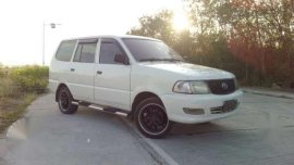 Toyota Revo 2003