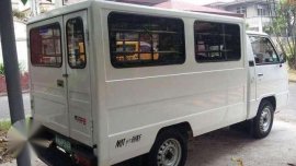 Mitsubishi L300 2009