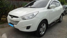 Hyundai Tucson 2010 MT White For Sale