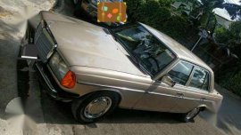 Mercedes Benz W123 230e 1984 matic