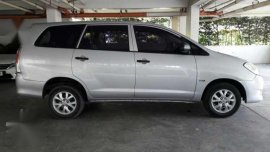 Toyota innova E 2011 manual diesel ..