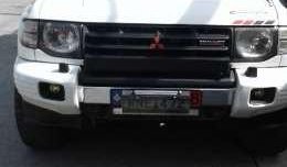 Mitsubishi Pajero 2001 MT White For Sale