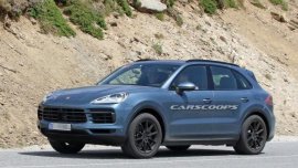2018 Porsche Cayenne spotted undisguised ahead of world debut in September