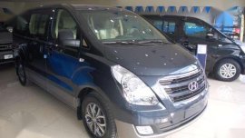 Hyundai Grand Starex Van Modern Special SR Occean View Beige Interior