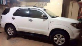 For Sale Toyota Fortuner 2010 2.7 G AT White 