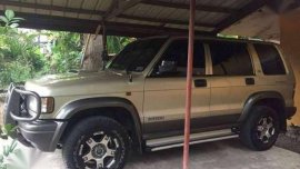 Isuzu Trooper 4x4 Bighorn 2006 Golden AT 