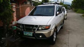 Isuzu Crosswind XUV 2010 AT White For Sale