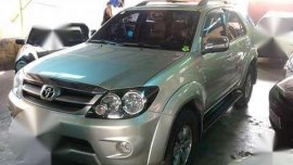 Toyota fortuner G AT diesel 2008