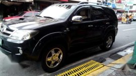 2005 Toyota Fortuner 4x4 V Black AT For Sale