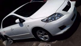 2009 E Manual Corolla Altis White Toyota For 300K Only