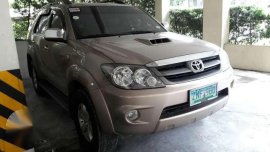Toyota Fortuner V 3.0 2008 4x4 AT Beige 