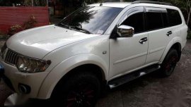 2010 Mitsubishi Montero Sport GLS White MT 
