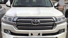 Toyota Land Cruiser LC200 GXR V8 AT 2017 good for sale