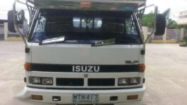 Isuzu elf npr 4be1