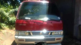 Nissan urvan escapade 04