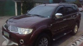 Mitsubishi Montero GLS SE 2009 vs Fortuner
