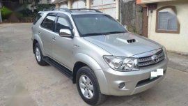 Toyota Fortuner V 4x4 AT 2009 Silver For Sale