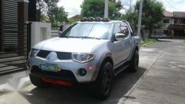 Mitsubishi Strada 4X4 GLS 2007 vs dmax pick up hilux e j g innova ls