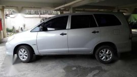 Toyota Innova E 2011 diesel mt