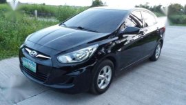 Hyundai Accent - 2012 Automatic
