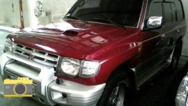 Mitsubishi Pajero 2005 SUV red for sale 