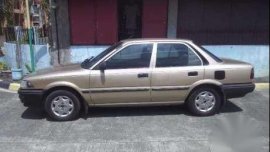 Toyota Corolla 1990 1.3 MT Golden For Sale
